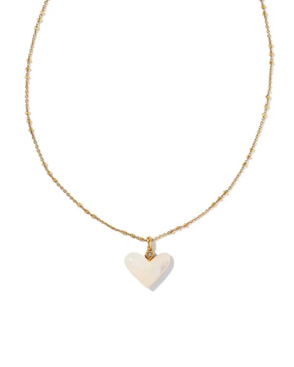 Poppy Vintage Gold Short Pendant Necklace In Ivory Mother-Of-Pearl^Kendra Scott Shop